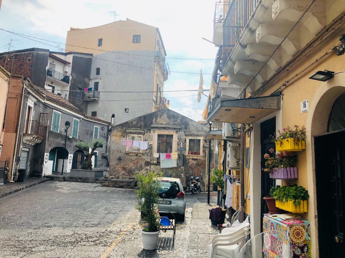 Suite Petit Catania Bagian luar foto